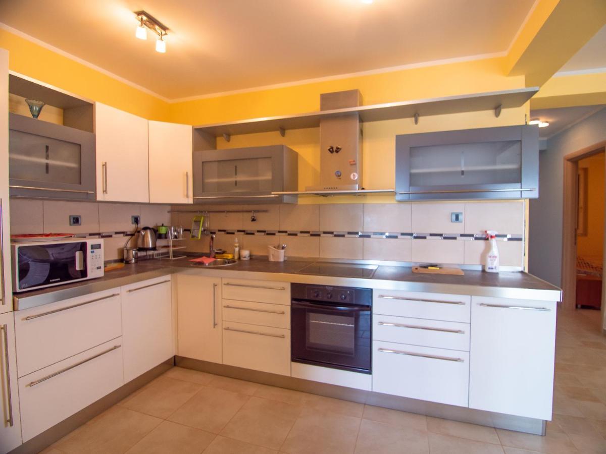 Mum'S Apartment Petrovac Luaran gambar