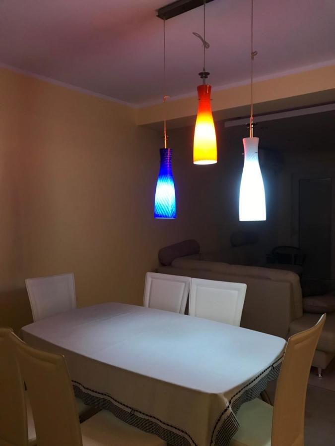 Mum'S Apartment Petrovac Luaran gambar